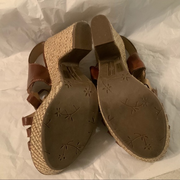 BROWN STRAPPY BRAIDED PLATFORM HEELS 8.5 BY R2 - Picture 5 of 12